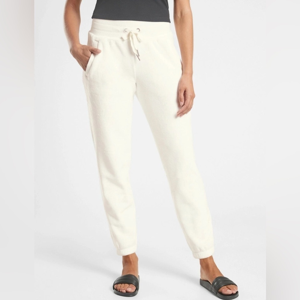 Athleta Double Cozy Karma Recover Jogger Sea Salt White Size Large NWOT